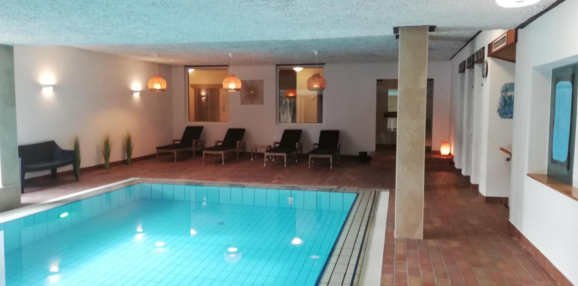 Ferienwohnungen St Hippolyt Mit Hallenbad Lagundo Kültér fotó