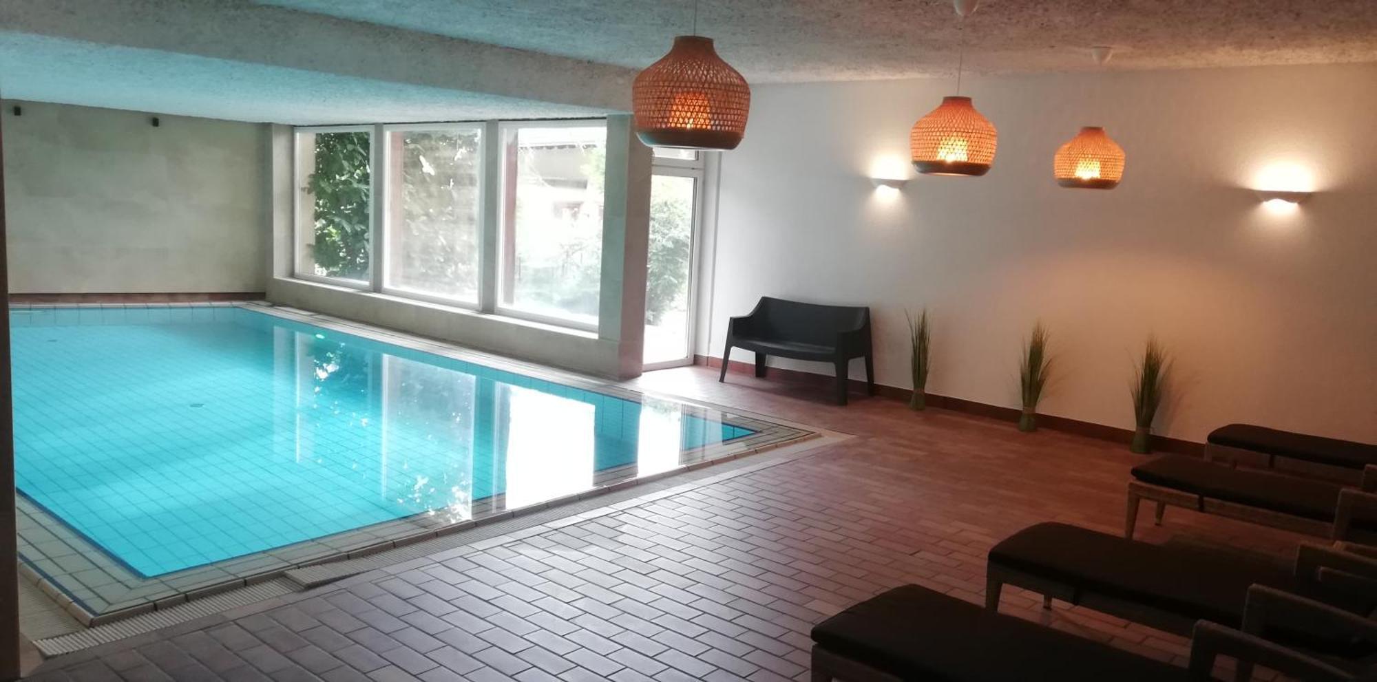 Ferienwohnungen St Hippolyt Mit Hallenbad Lagundo Kültér fotó
